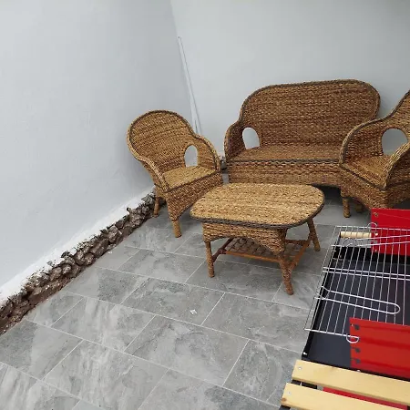 View Garden In Apartment *